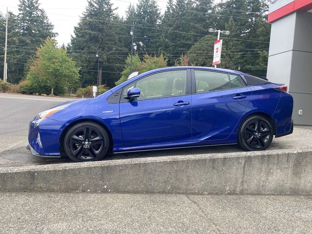 2018 Toyota Prius Three Touring