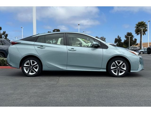 2018 Toyota Prius Three Touring