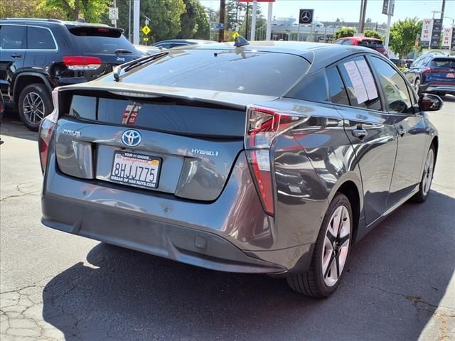 2018 Toyota Prius Three Touring