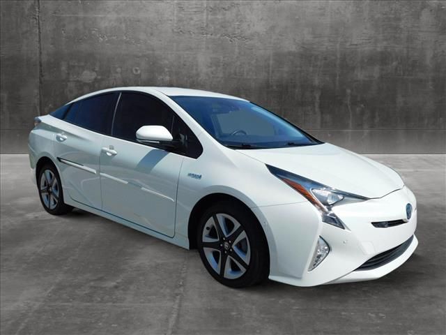 2018 Toyota Prius Three Touring