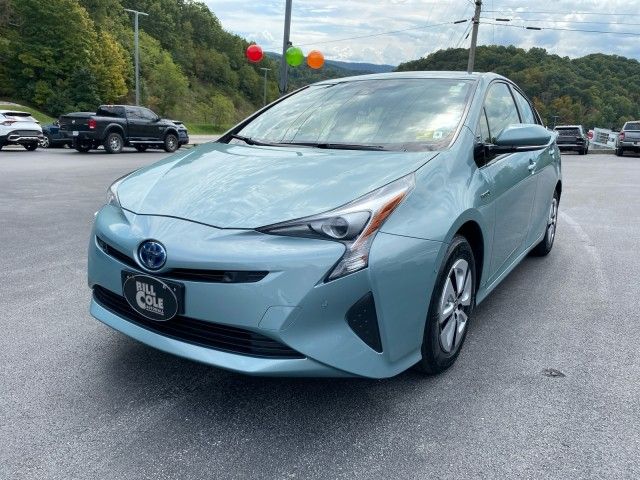 2018 Toyota Prius Three Touring