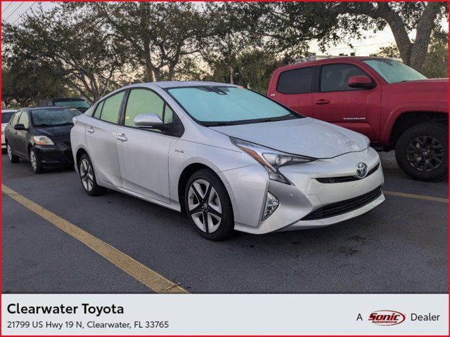 2018 Toyota Prius Three Touring