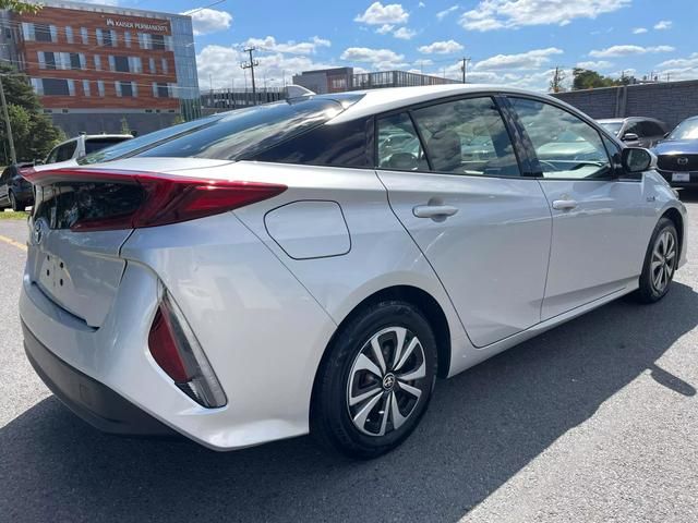 2018 Toyota Prius Prime Plus