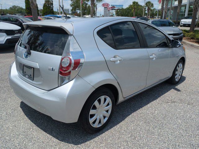 2018 Toyota Prius c Four