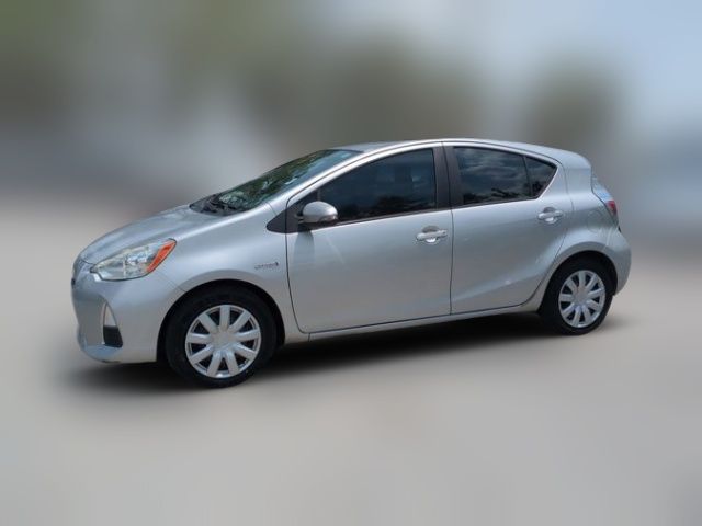 2018 Toyota Prius c Four