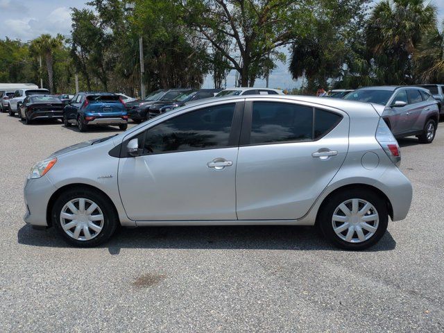 2018 Toyota Prius c Four