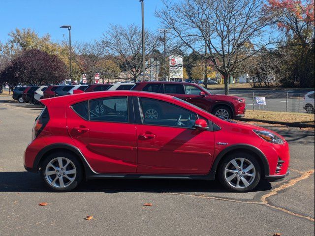 2018 Toyota Prius c Four