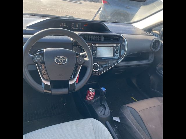 2018 Toyota Prius c Four