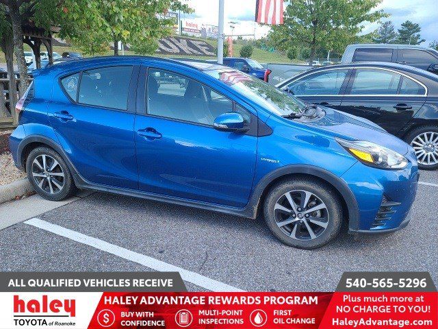 2018 Toyota Prius c Three