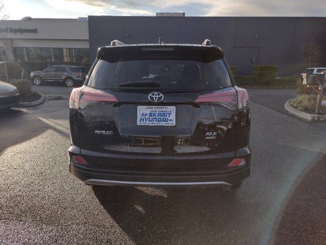 2018 Toyota RAV4 XLE