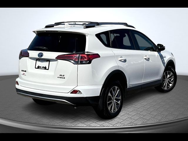 2018 Toyota RAV4 Hybrid XLE