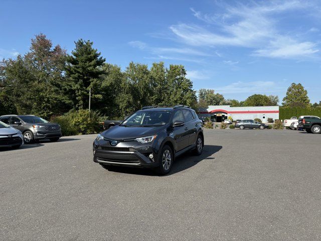 2018 Toyota RAV4 Hybrid XLE