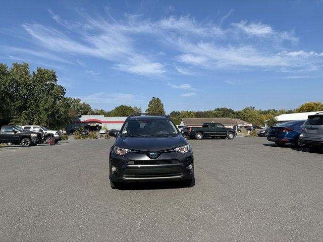 2018 Toyota RAV4 Hybrid XLE