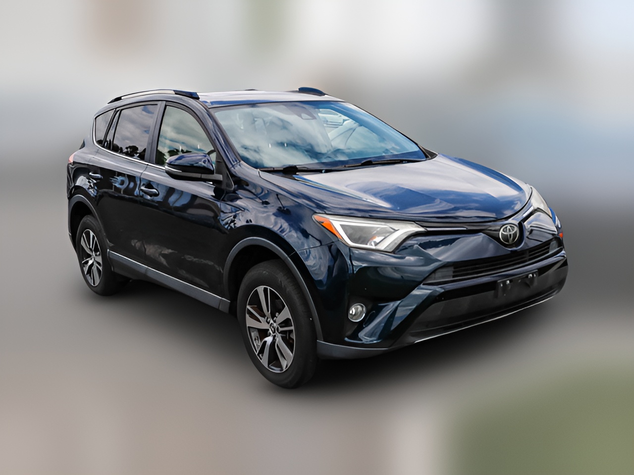 Used 2018 Toyota RAV4 XLE SUV For Sale in Los Angeles, CA | Auto