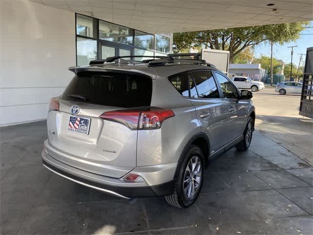 2018 Toyota RAV4 Hybrid LE