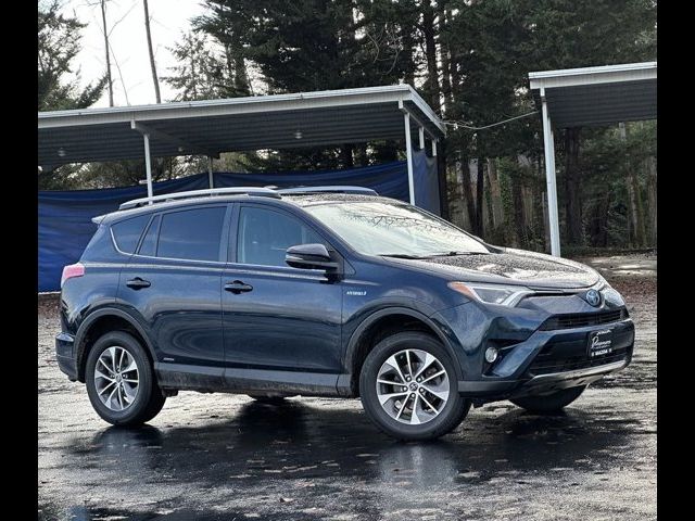 2018 Toyota RAV4 Hybrid XLE