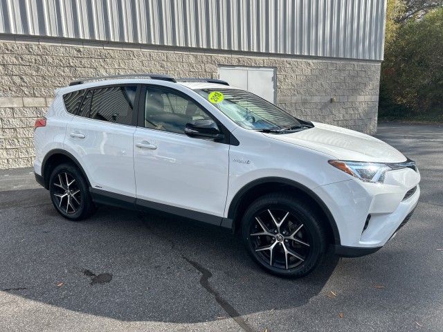 2018 Toyota RAV4 Hybrid SE