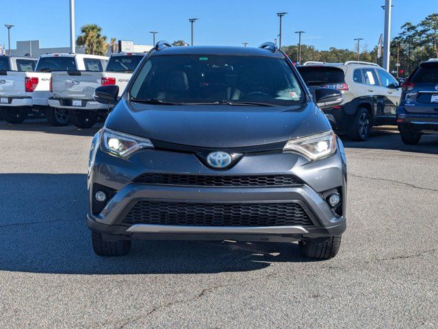 2018 Toyota RAV4 Hybrid SE