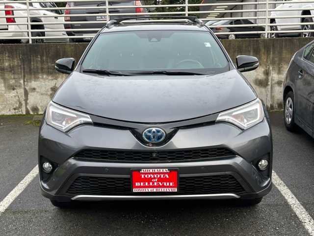 2018 Toyota RAV4 Hybrid SE