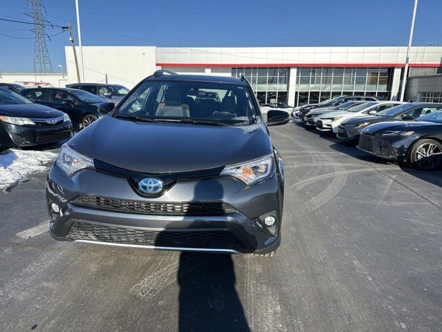 2018 Toyota RAV4 Hybrid SE