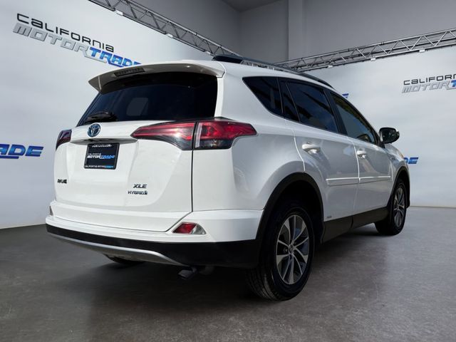 2018 Toyota RAV4 Hybrid XLE