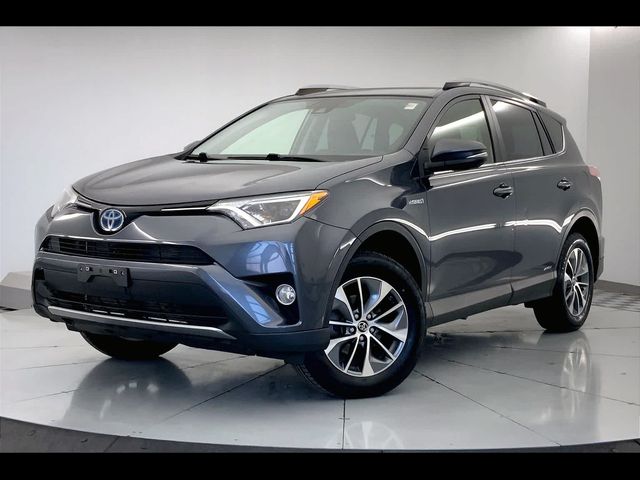 2018 Toyota RAV4 Hybrid XLE