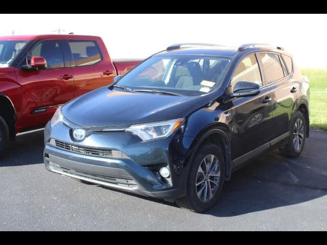 2018 Toyota RAV4 Hybrid XLE