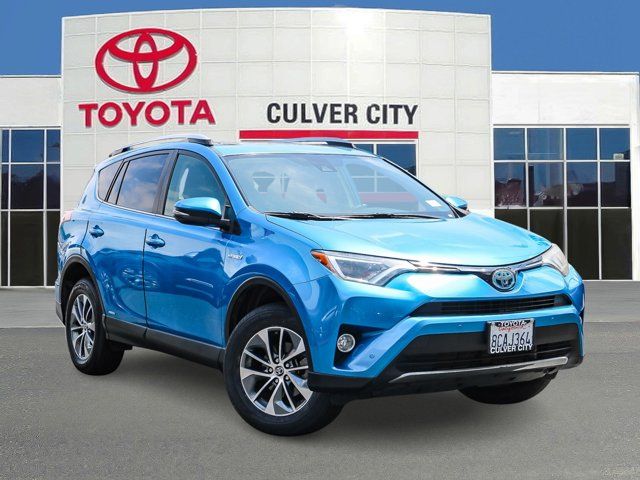 2018 Toyota RAV4 Hybrid XLE