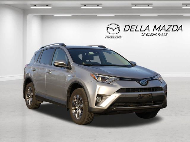 2018 Toyota RAV4 Hybrid XLE