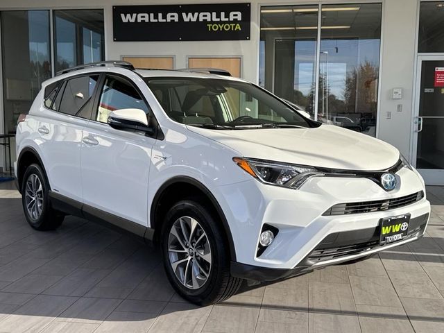 2018 Toyota RAV4 Hybrid XLE