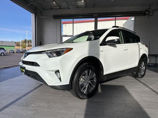 2018 Toyota RAV4 Hybrid XLE