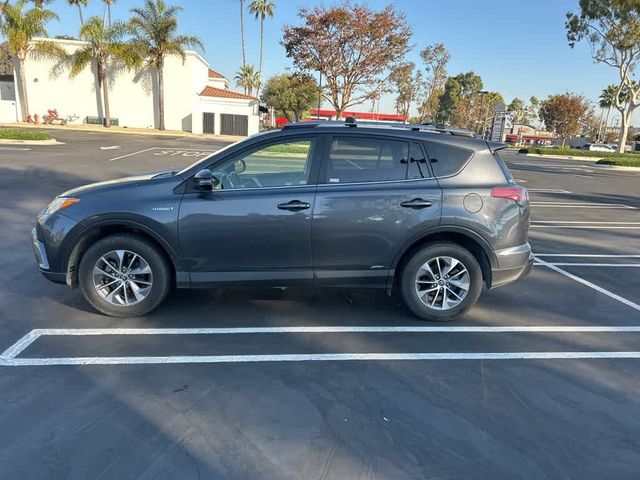 2018 Toyota RAV4 Hybrid XLE