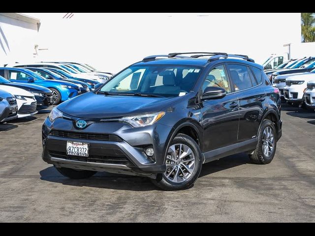 2018 Toyota RAV4 Hybrid XLE