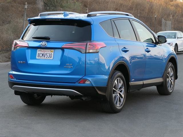 2018 Toyota RAV4 Hybrid XLE