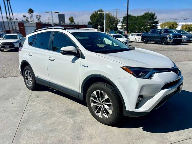 2018 Toyota RAV4 Hybrid XLE