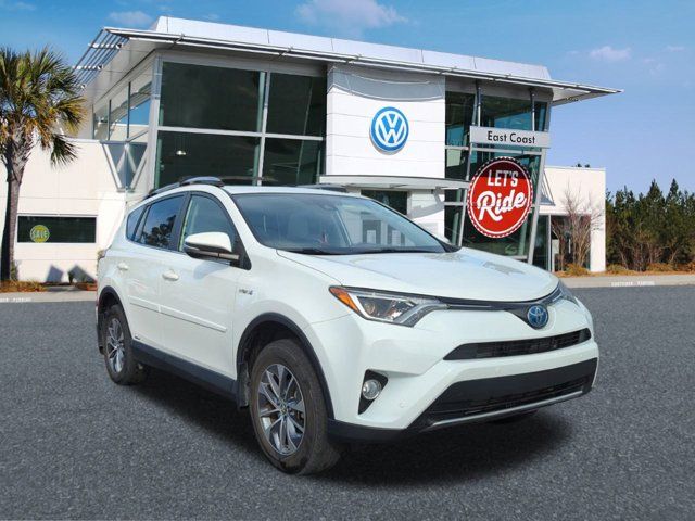 2018 Toyota RAV4 Hybrid XLE