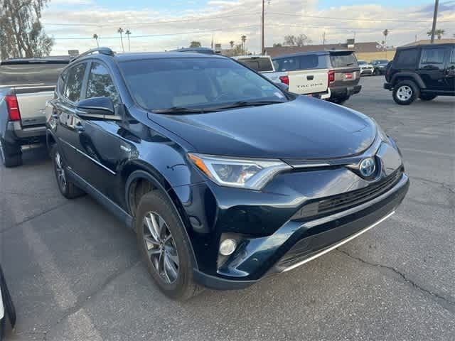 2018 Toyota RAV4 Hybrid XLE