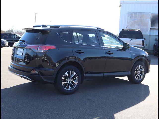 2018 Toyota RAV4 Hybrid XLE