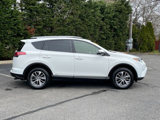 2018 Toyota RAV4 Hybrid XLE