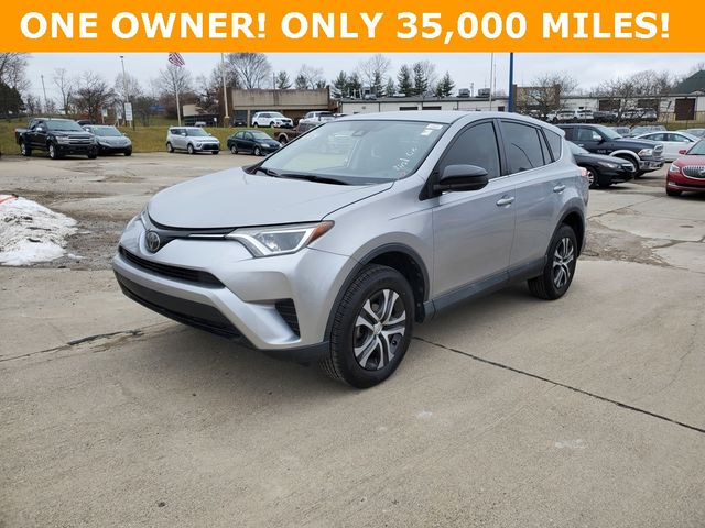 2018 Toyota RAV4 LE