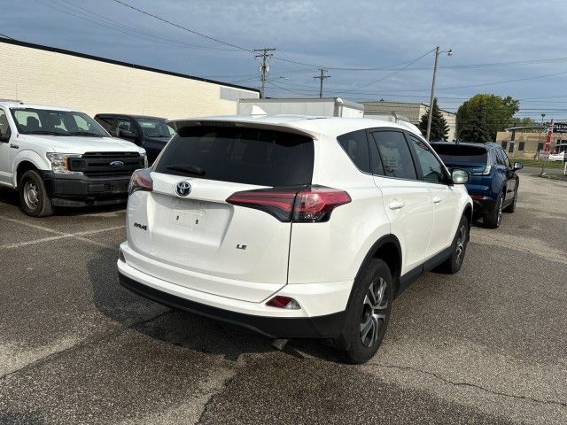 2018 Toyota RAV4 LE