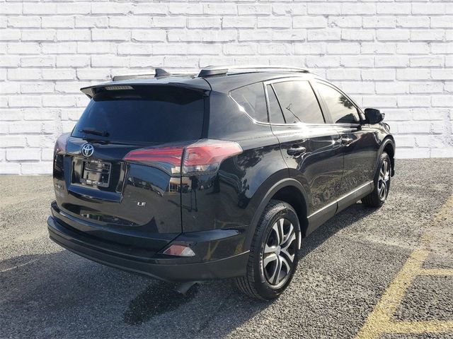 2018 Toyota RAV4 LE