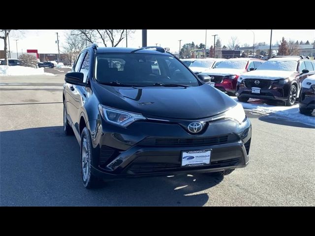 2018 Toyota RAV4 LE