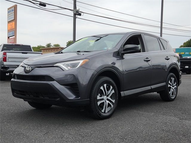 2018 Toyota RAV4 LE