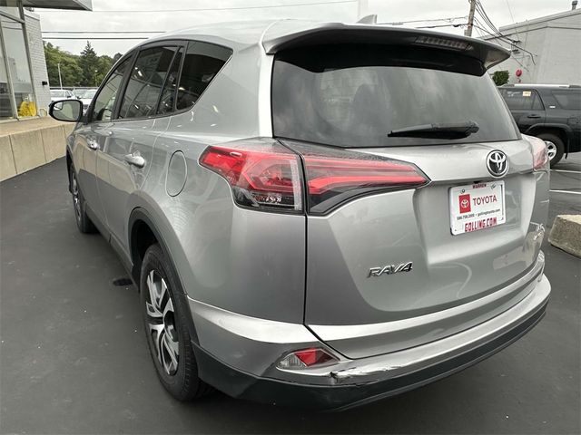 2018 Toyota RAV4 LE