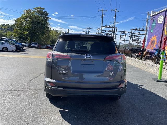 2018 Toyota RAV4 LE