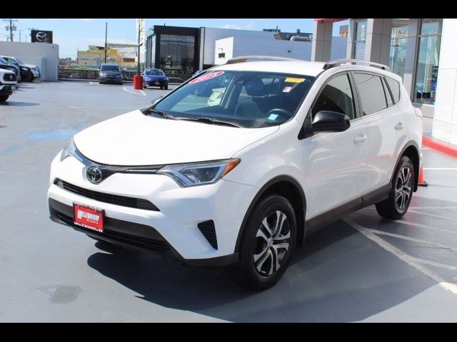 2018 Toyota RAV4 LE