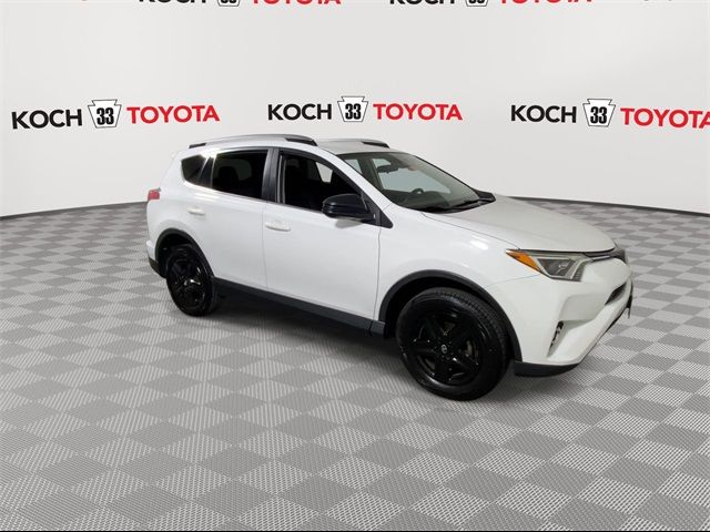 2018 Toyota RAV4 LE