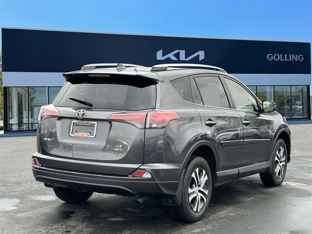 2018 Toyota RAV4 LE