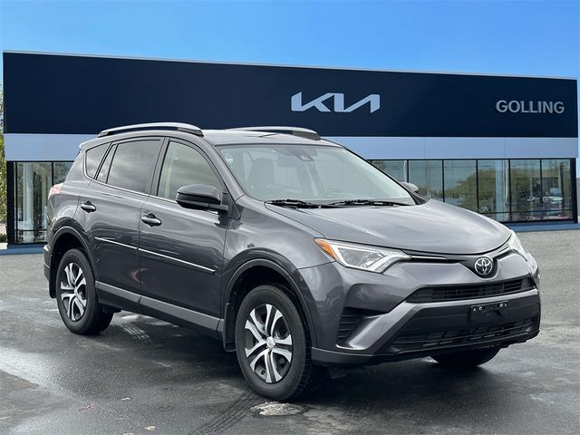 2018 Toyota RAV4 LE